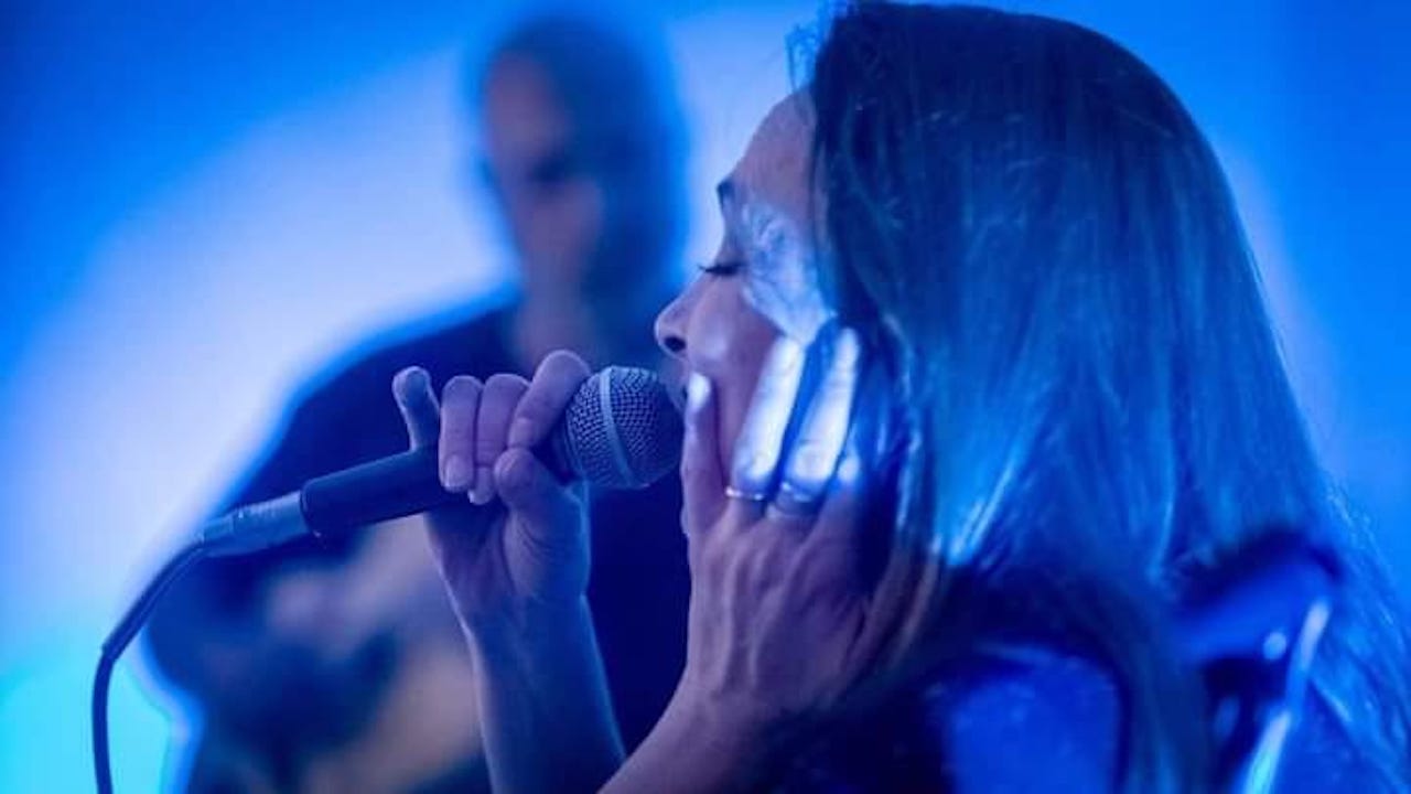 SALOTTO ESTIVO: DANIELA GALLI E FAUSTO COMUNALE